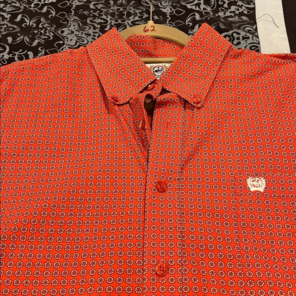 Cinch Mens Western Button Down shirt L Red/Orange Geometric Rodeo Ranch, LARGE